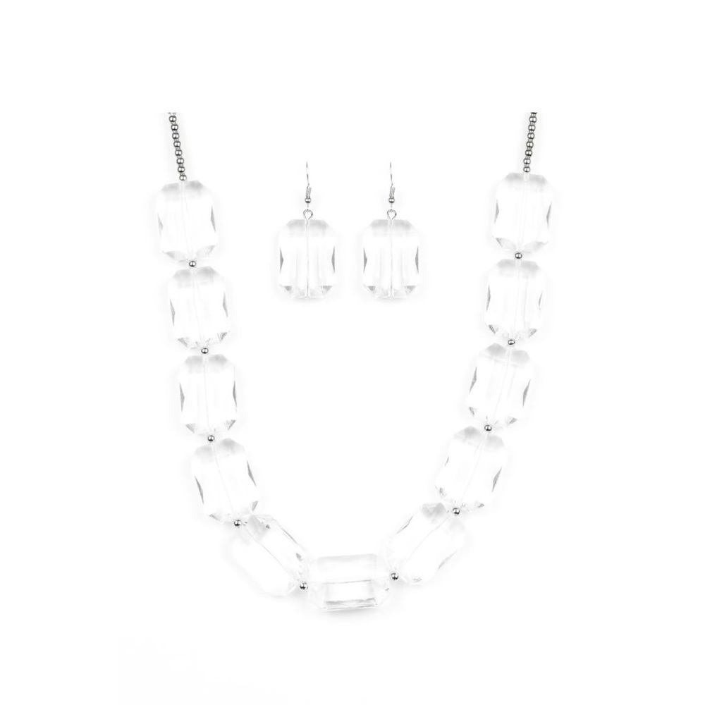 NWT - emerald-cut beaded necklace with earrings